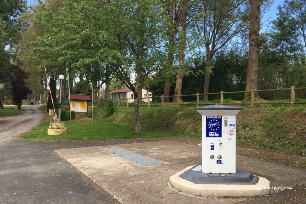 Aire Camping-Car du camping Municipal du Pont