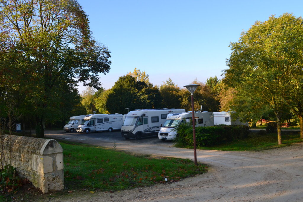 Aire d'accueil de Camping-Car de Nieuil-l'Espoir