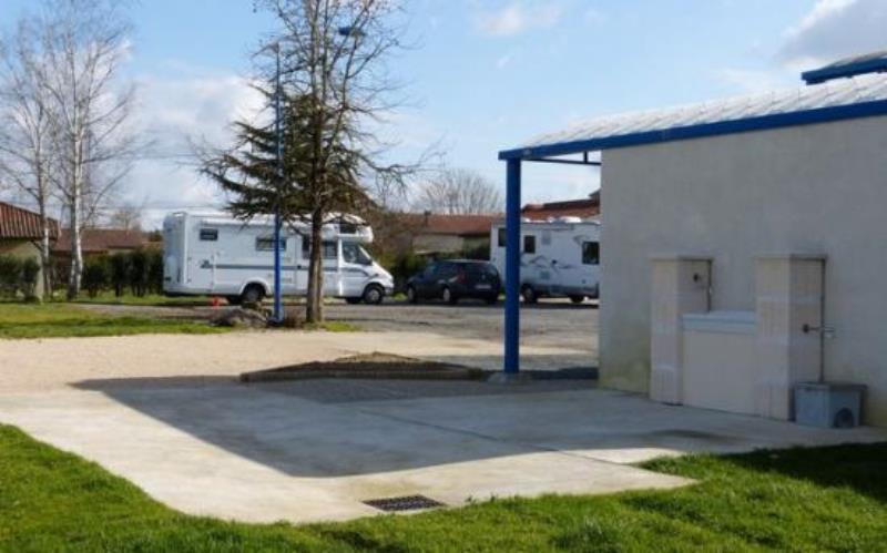 Aire de camping-car de Varès