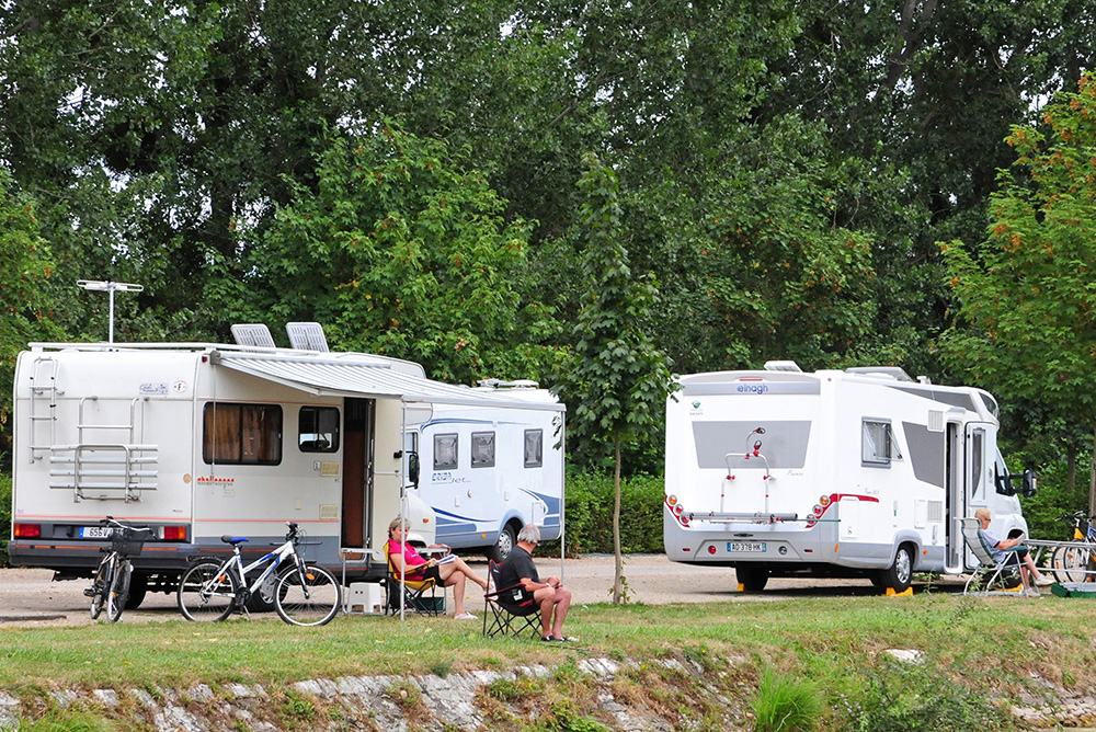 Aire de Camping-Car France Passion chez Escar'Bio du Berry