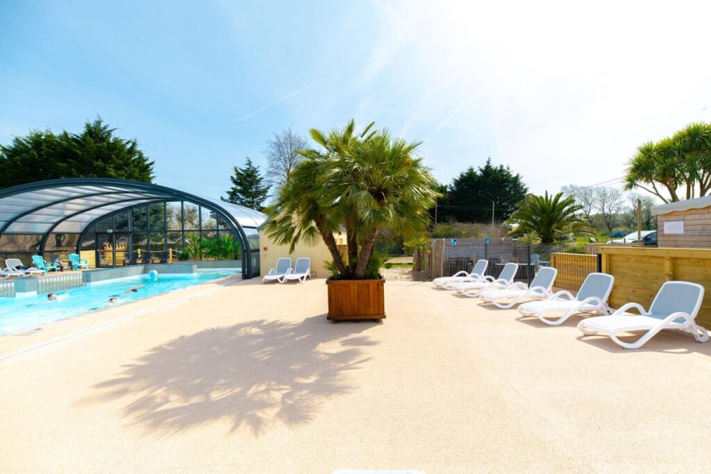 Aire de camping-cars > Camping Les Carolins